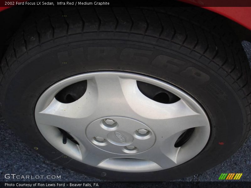Infra Red / Medium Graphite 2002 Ford Focus LX Sedan