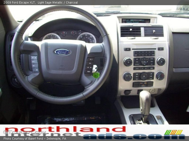 Light Sage Metallic / Charcoal 2009 Ford Escape XLT