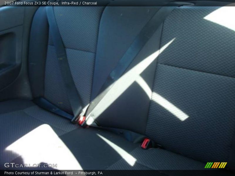 Infra-Red / Charcoal 2007 Ford Focus ZX3 SE Coupe