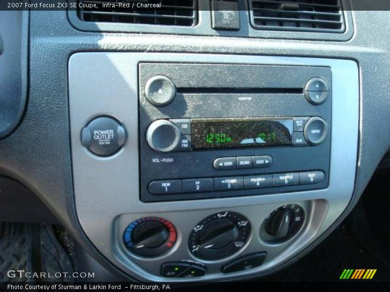 Infra-Red / Charcoal 2007 Ford Focus ZX3 SE Coupe