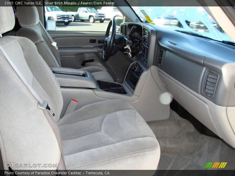 Silver Birch Metallic / Pewter/Dark Pewter 2005 GMC Yukon SLE