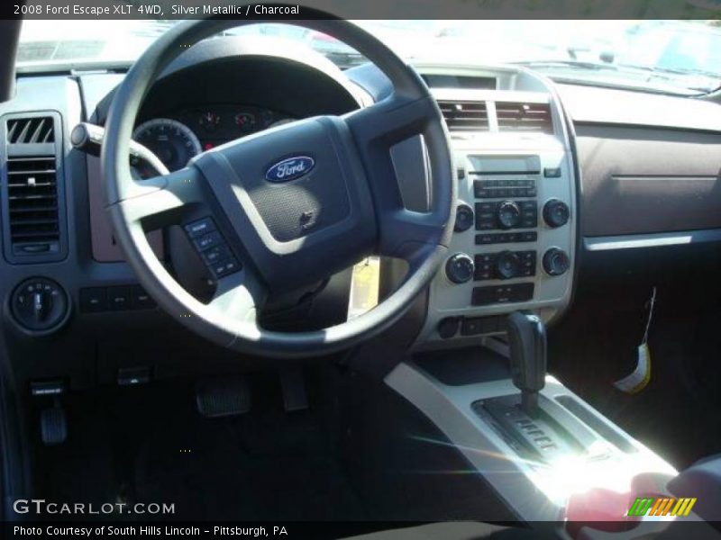 Silver Metallic / Charcoal 2008 Ford Escape XLT 4WD