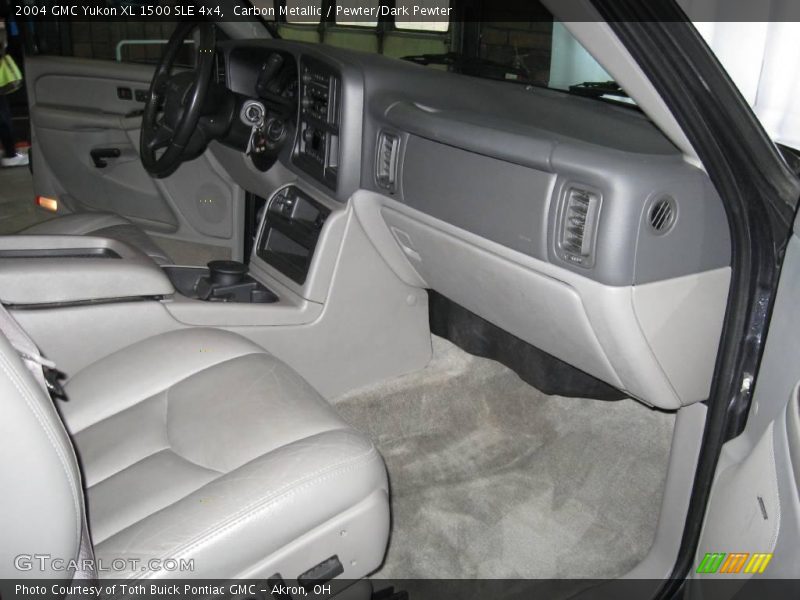 Carbon Metallic / Pewter/Dark Pewter 2004 GMC Yukon XL 1500 SLE 4x4