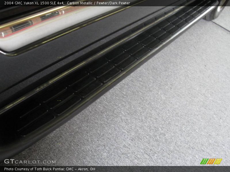 Carbon Metallic / Pewter/Dark Pewter 2004 GMC Yukon XL 1500 SLE 4x4