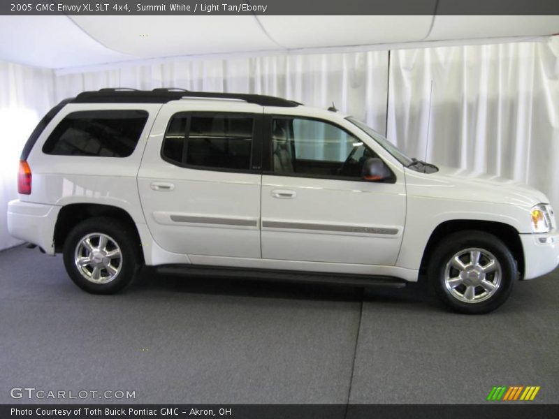 Summit White / Light Tan/Ebony 2005 GMC Envoy XL SLT 4x4