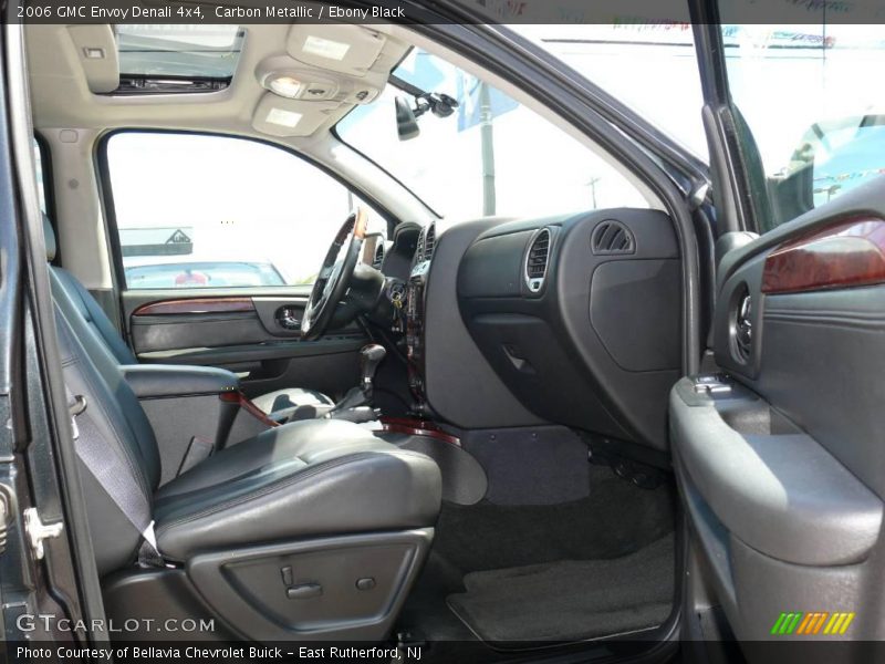 Carbon Metallic / Ebony Black 2006 GMC Envoy Denali 4x4