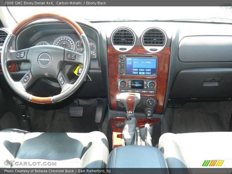 Carbon Metallic / Ebony Black 2006 GMC Envoy Denali 4x4