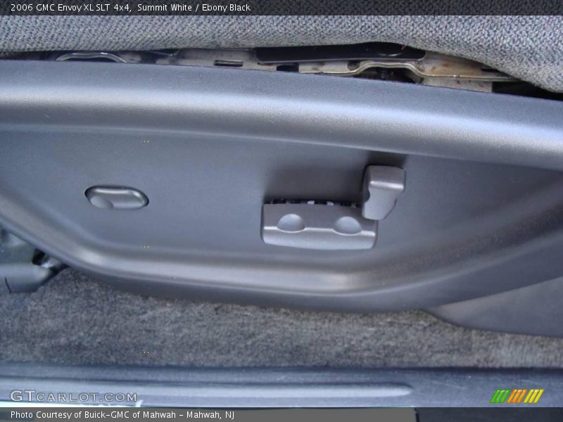 Summit White / Ebony Black 2006 GMC Envoy XL SLT 4x4