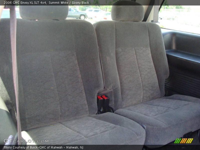Summit White / Ebony Black 2006 GMC Envoy XL SLT 4x4