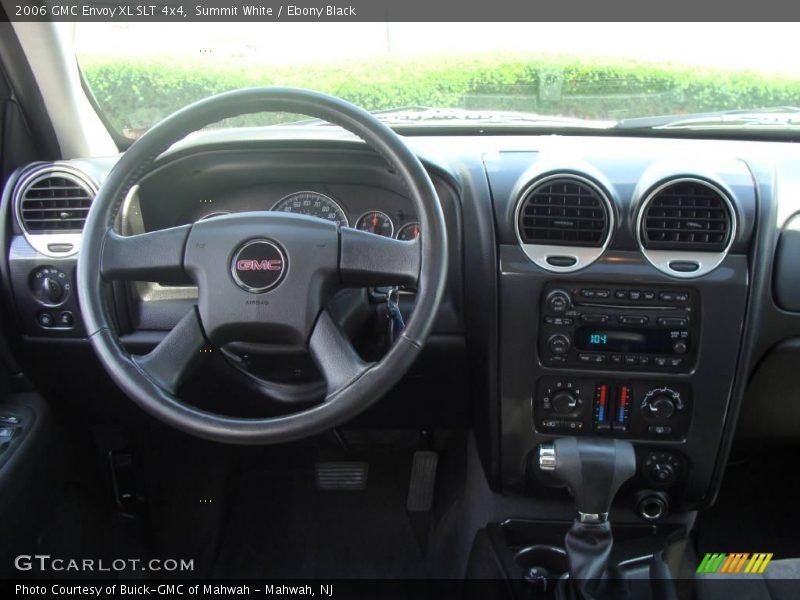 Summit White / Ebony Black 2006 GMC Envoy XL SLT 4x4