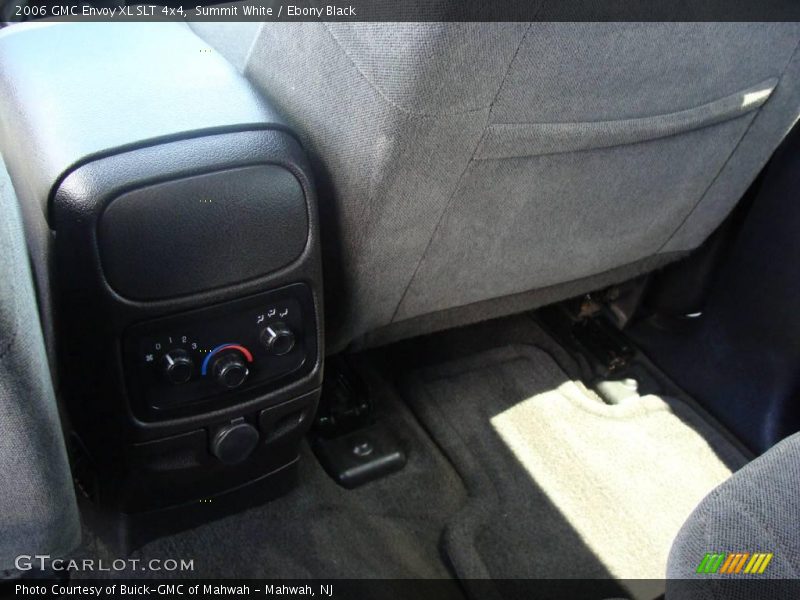 Summit White / Ebony Black 2006 GMC Envoy XL SLT 4x4