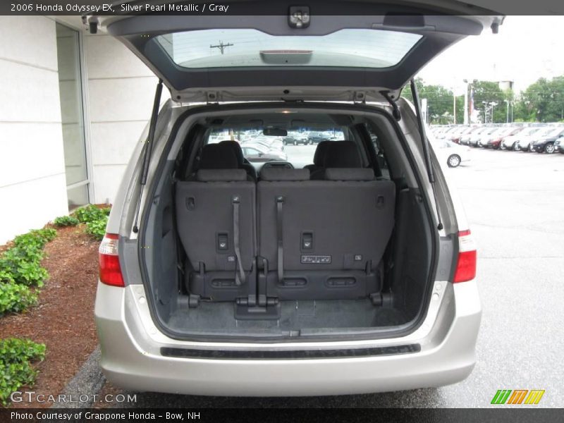 Silver Pearl Metallic / Gray 2006 Honda Odyssey EX