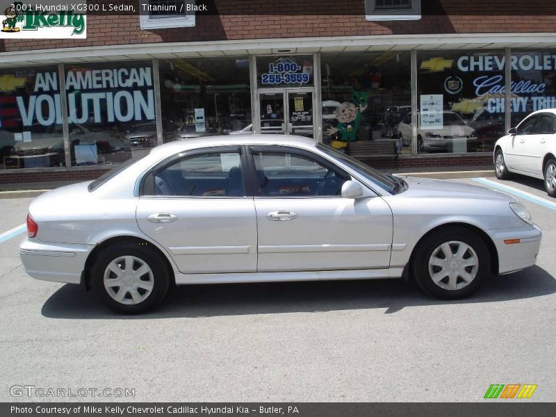 Titanium / Black 2001 Hyundai XG300 L Sedan