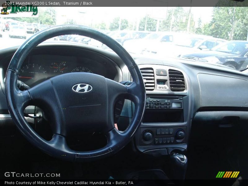 Titanium / Black 2001 Hyundai XG300 L Sedan