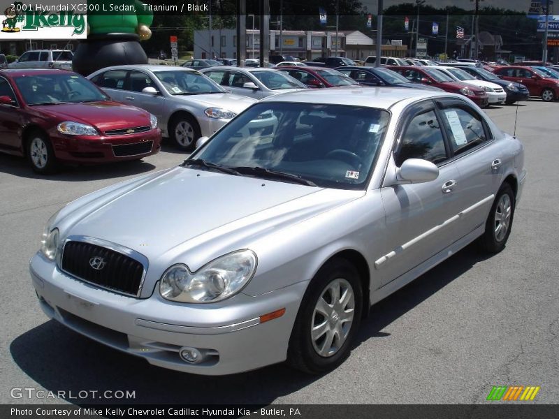 Titanium / Black 2001 Hyundai XG300 L Sedan