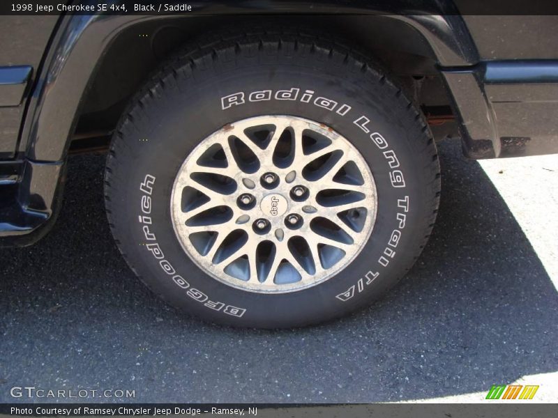 Black / Saddle 1998 Jeep Cherokee SE 4x4