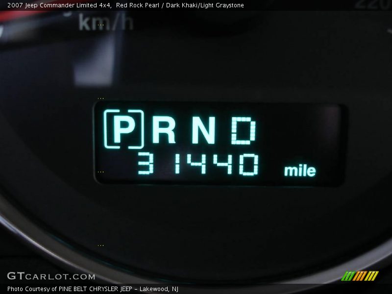 Red Rock Pearl / Dark Khaki/Light Graystone 2007 Jeep Commander Limited 4x4