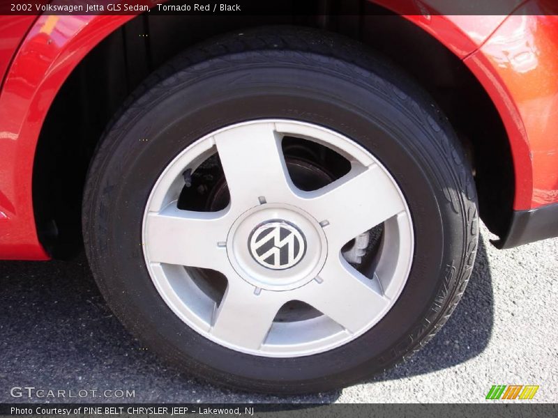 Tornado Red / Black 2002 Volkswagen Jetta GLS Sedan