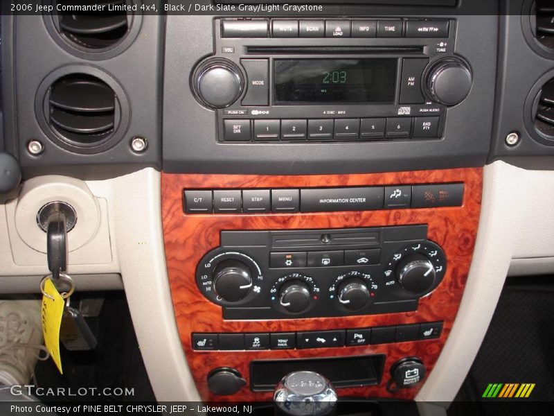 Black / Dark Slate Gray/Light Graystone 2006 Jeep Commander Limited 4x4