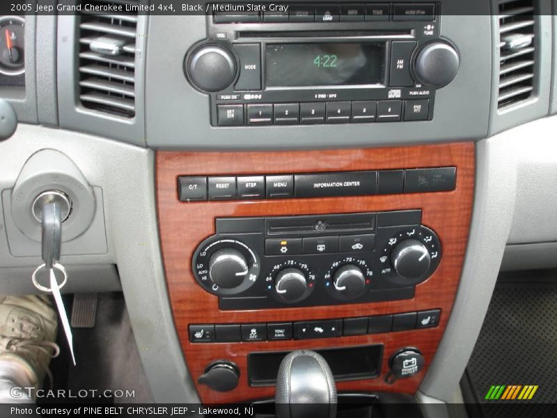 Black / Medium Slate Gray 2005 Jeep Grand Cherokee Limited 4x4