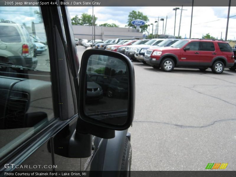 Black / Dark Slate Gray 2005 Jeep Wrangler Sport 4x4