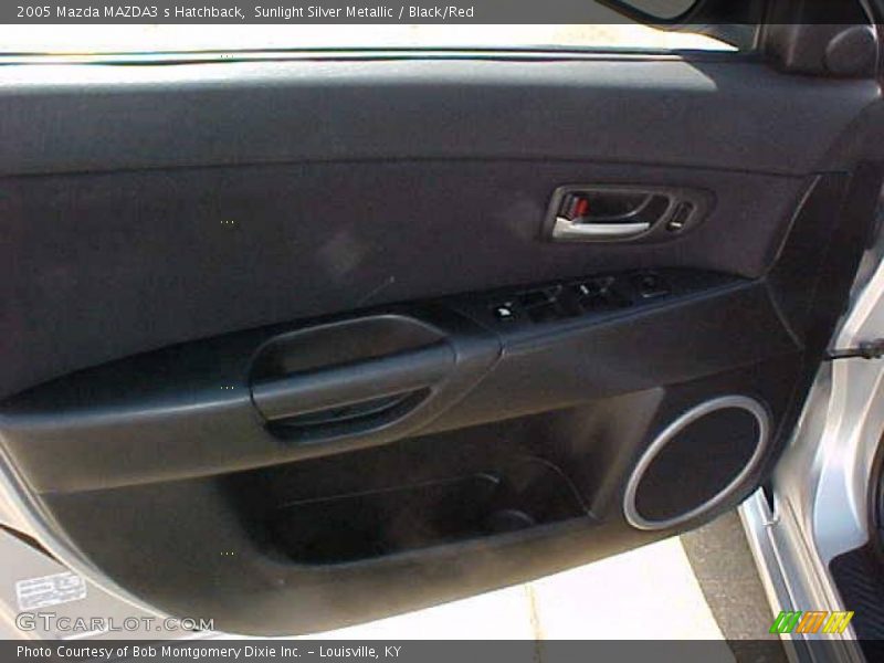 Sunlight Silver Metallic / Black/Red 2005 Mazda MAZDA3 s Hatchback