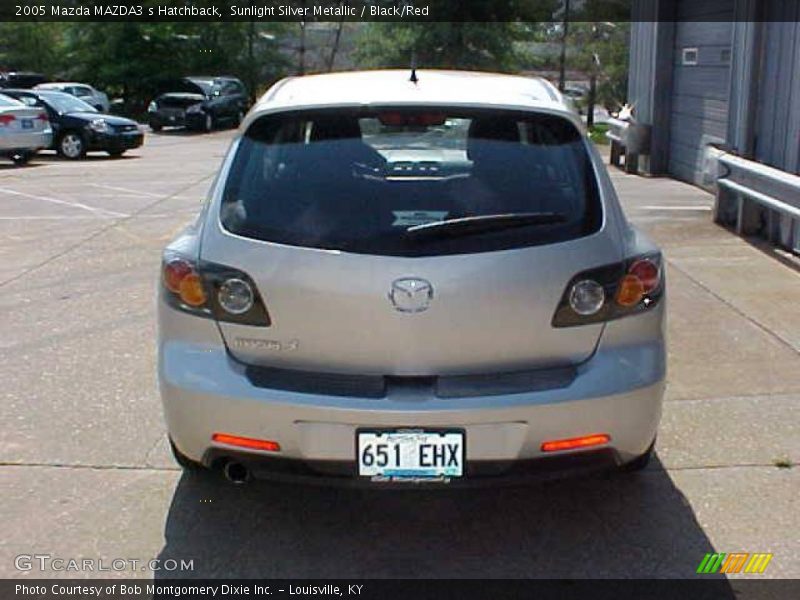 Sunlight Silver Metallic / Black/Red 2005 Mazda MAZDA3 s Hatchback