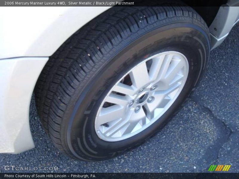 Silver Metallic / Black/Light Parchment 2006 Mercury Mariner Luxury 4WD