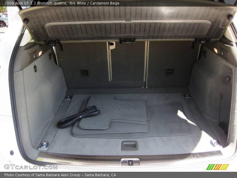 Ibis White / Cardamom Beige 2009 Audi Q5 3.2 Premium quattro