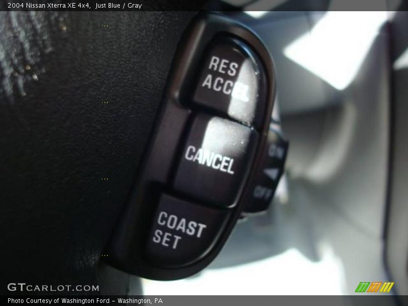 Just Blue / Gray 2004 Nissan Xterra XE 4x4