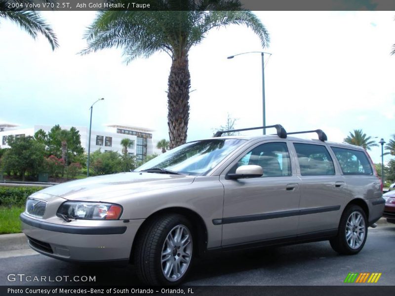 Ash Gold Metallic / Taupe 2004 Volvo V70 2.5T