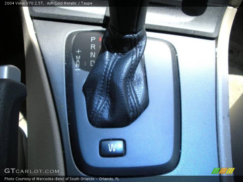 Ash Gold Metallic / Taupe 2004 Volvo V70 2.5T