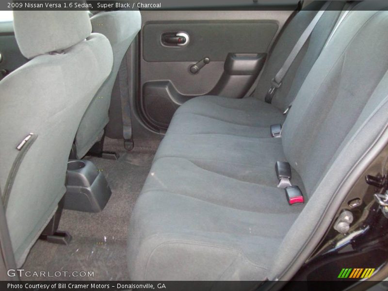Super Black / Charcoal 2009 Nissan Versa 1.6 Sedan