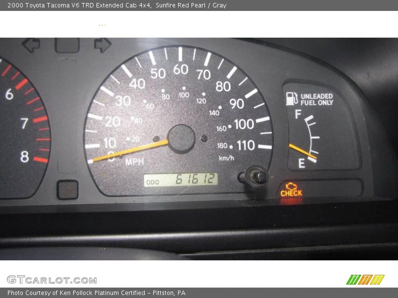 Sunfire Red Pearl / Gray 2000 Toyota Tacoma V6 TRD Extended Cab 4x4