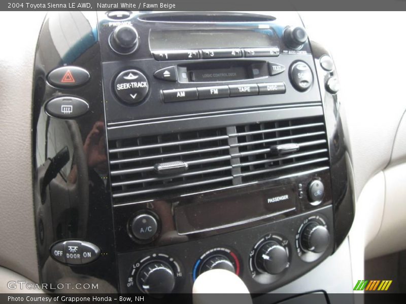 Natural White / Fawn Beige 2004 Toyota Sienna LE AWD