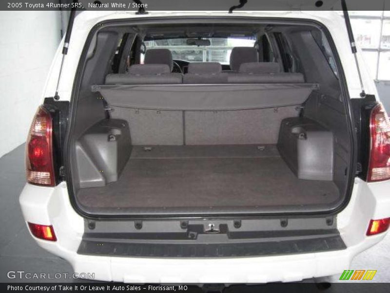 Natural White / Stone 2005 Toyota 4Runner SR5