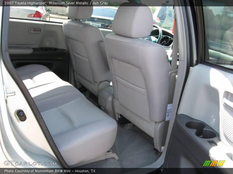 Millenium Silver Metallic / Ash Gray 2007 Toyota Highlander