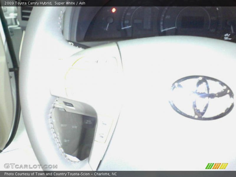 Super White / Ash 2009 Toyota Camry Hybrid