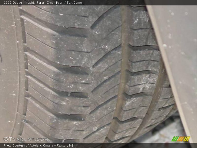 Forest Green Pearl / Tan/Camel 1999 Dodge Intrepid
