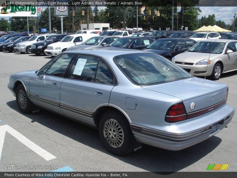 Light Adriatic Blue Metallic / Adriatic Blue 1994 Oldsmobile Eighty-Eight Royale