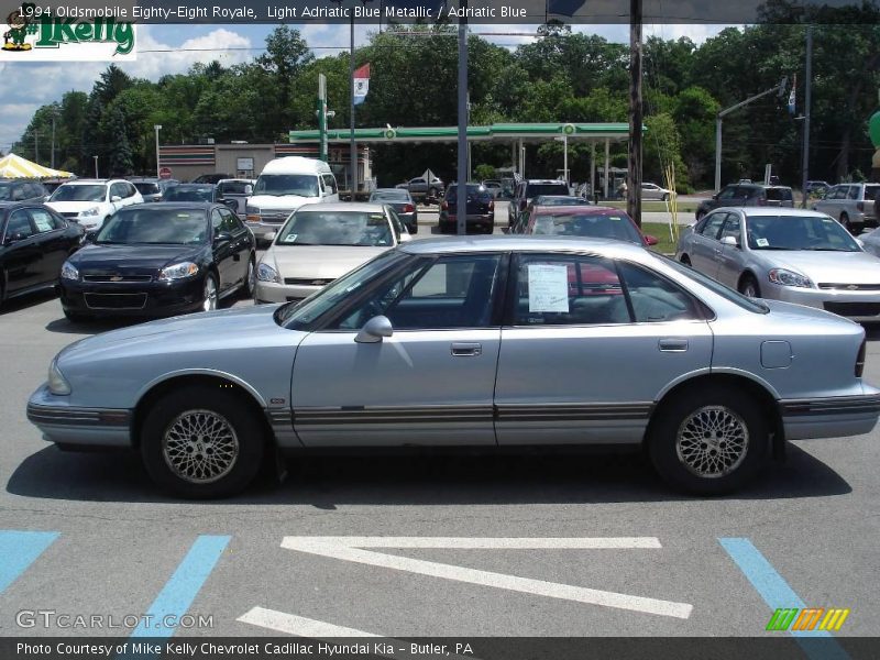 Light Adriatic Blue Metallic / Adriatic Blue 1994 Oldsmobile Eighty-Eight Royale