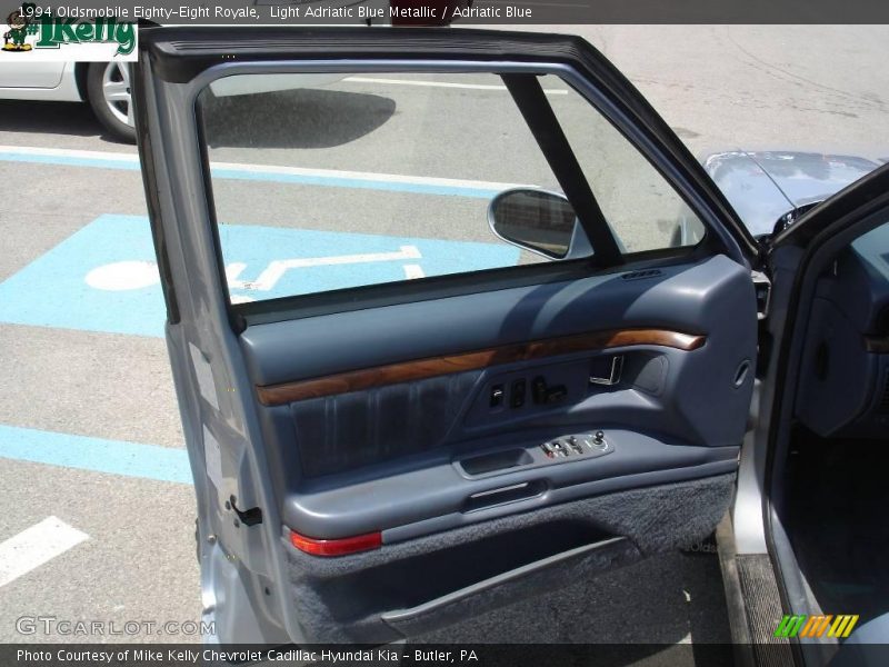 Light Adriatic Blue Metallic / Adriatic Blue 1994 Oldsmobile Eighty-Eight Royale