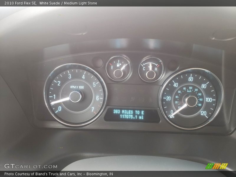 White Suede / Medium Light Stone 2010 Ford Flex SE