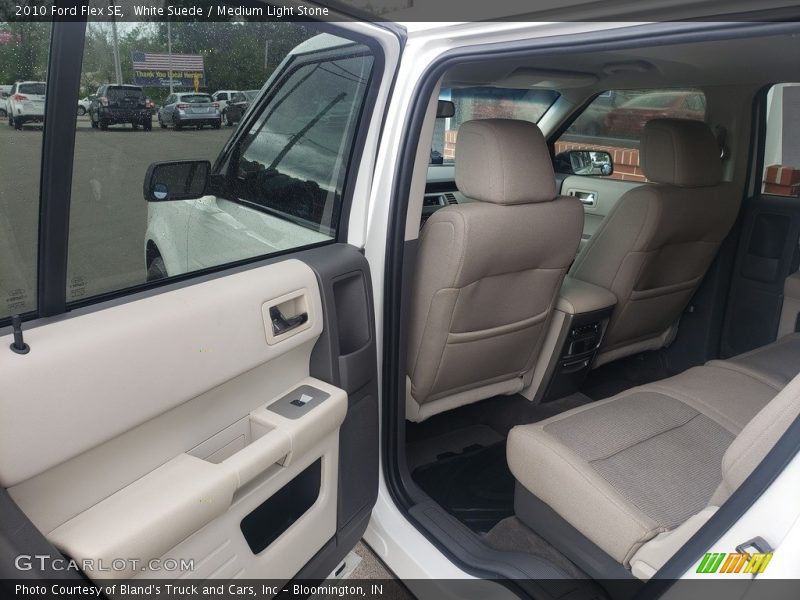 White Suede / Medium Light Stone 2010 Ford Flex SE