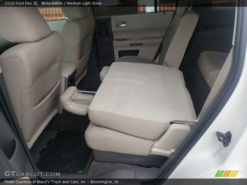 White Suede / Medium Light Stone 2010 Ford Flex SE