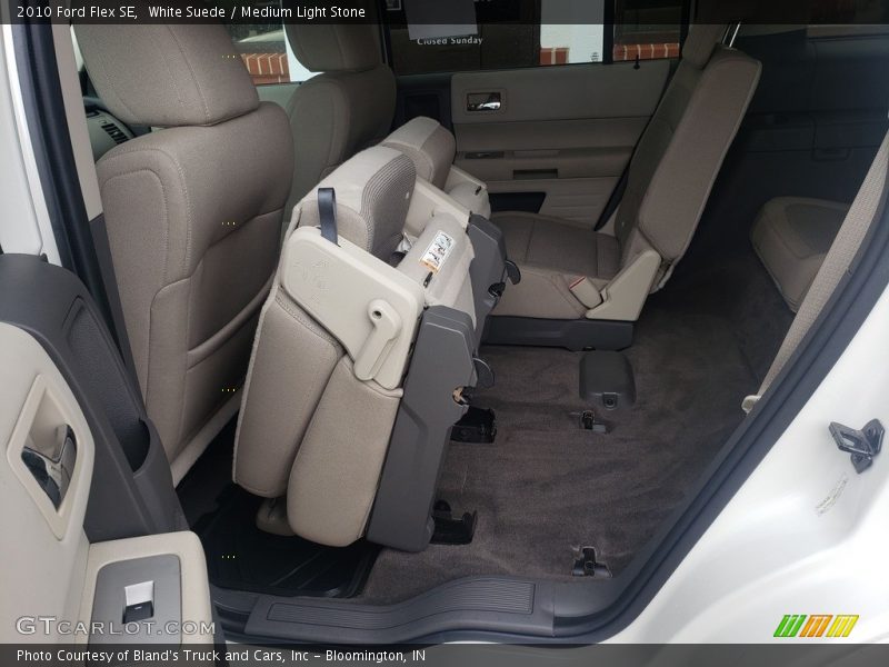 White Suede / Medium Light Stone 2010 Ford Flex SE