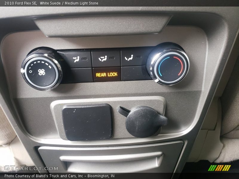 White Suede / Medium Light Stone 2010 Ford Flex SE