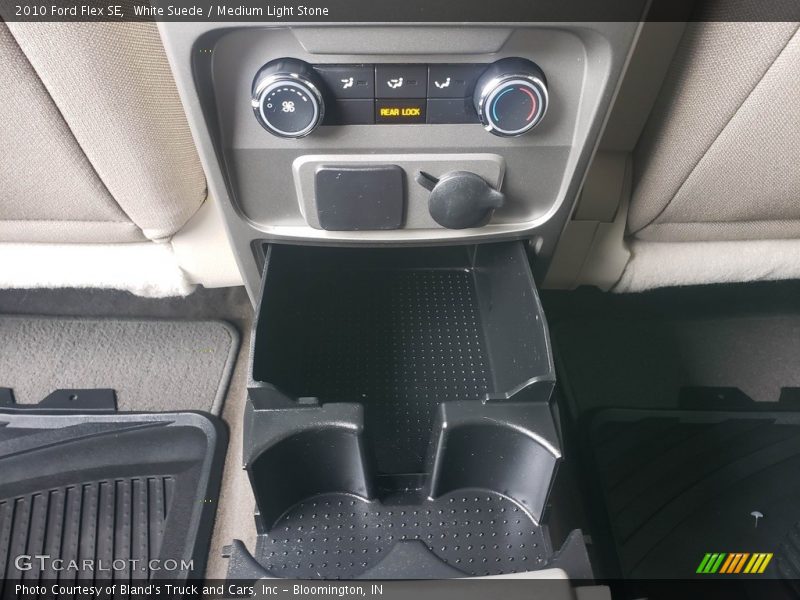 White Suede / Medium Light Stone 2010 Ford Flex SE