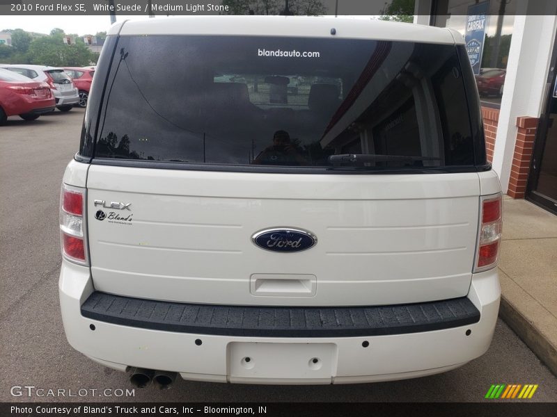 White Suede / Medium Light Stone 2010 Ford Flex SE