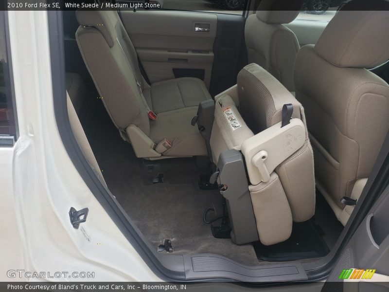 White Suede / Medium Light Stone 2010 Ford Flex SE